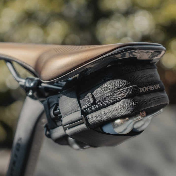 Satteltasche TOPEAK ELEMENTA GEARBAG Mit Werkzeug Schwarz