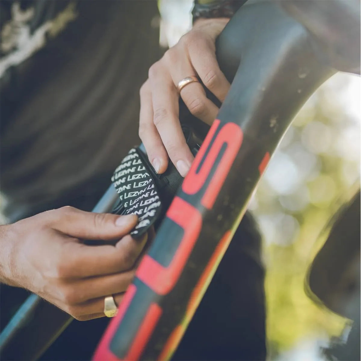 Universalriemen LEZYNE SENDIT CADDY