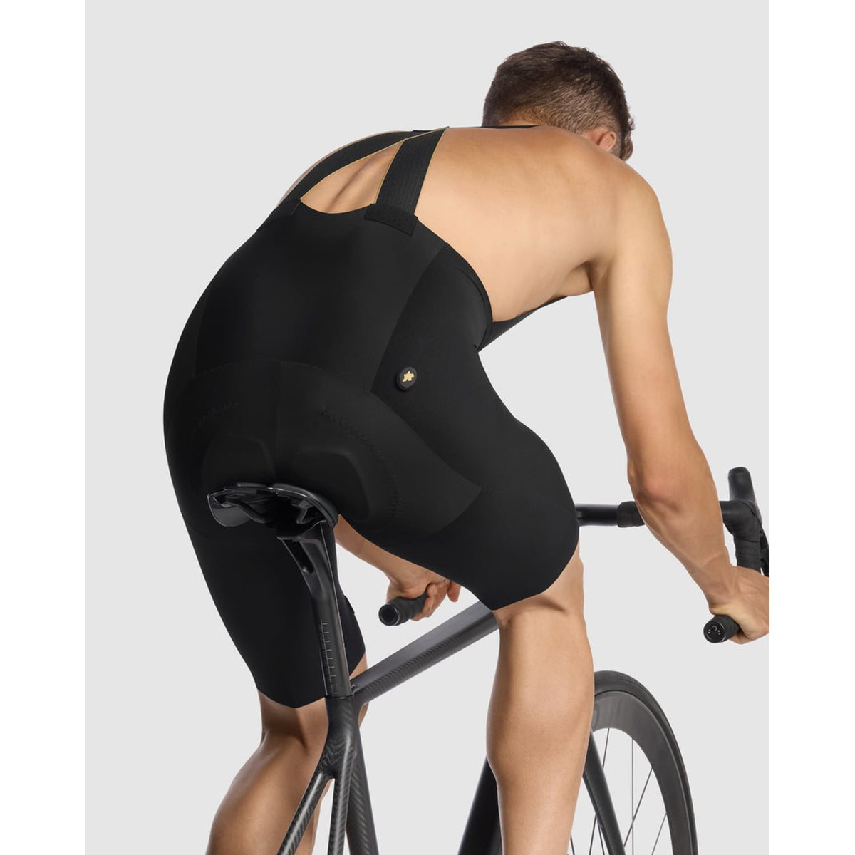 Kurze Trägerhose ASSOS EQUIPE RSR S11 Schwarz