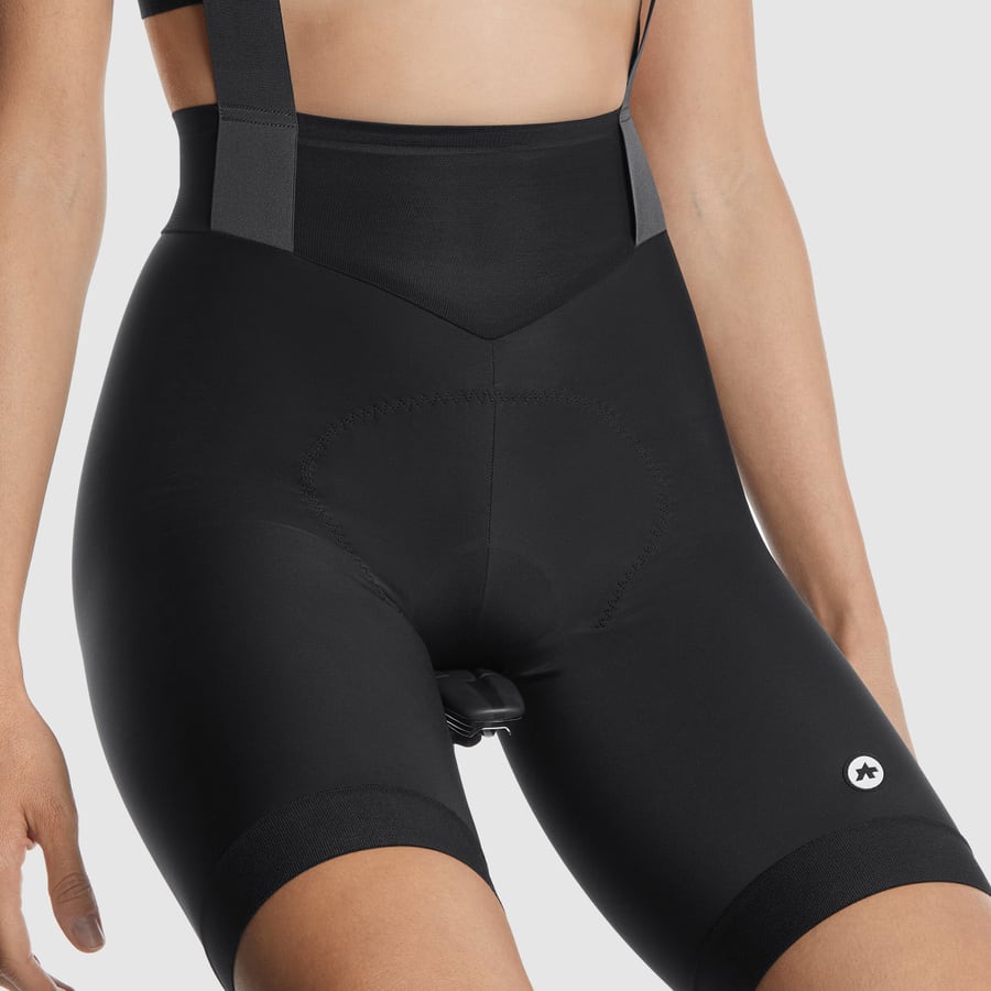 Kurze Damen-Trägerhose ASSOS UMA GT Damen C2 Schwarz