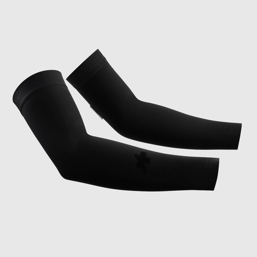 Armstulpen ASSOS R WINTER P1 Schwarz