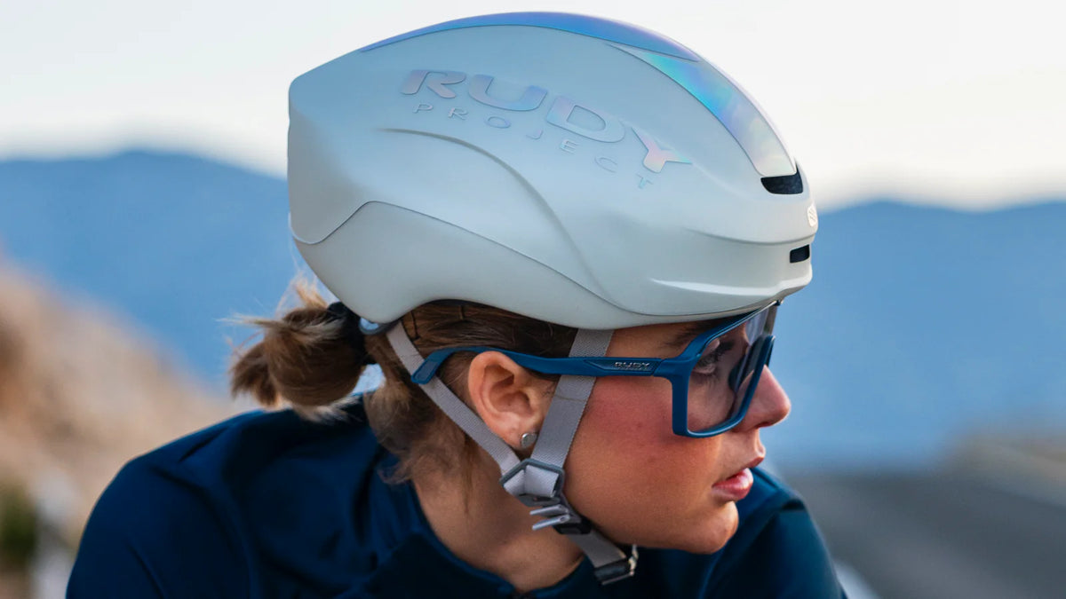 Straßenhelm RUDY PROJECT NYTRON PRO Weiß Iridescent Matt