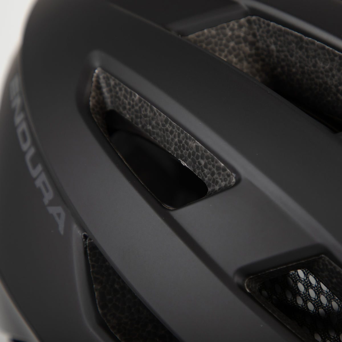 Rennradhelm ENDURA XTRACT Schwarz
