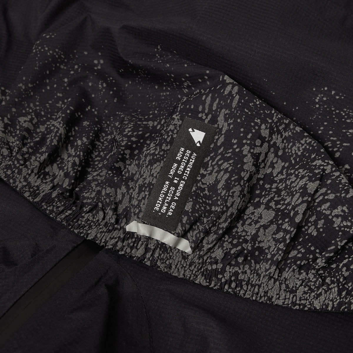 ENDURA ALLTRACK RACE CAPE Jacke in Schwarz