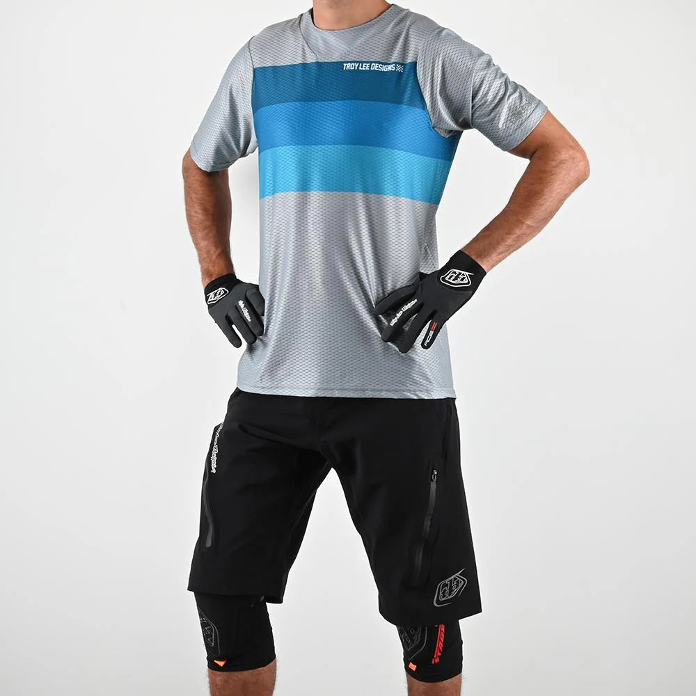 Shorts TROY LEE DESIGNS RESIST Schwarz