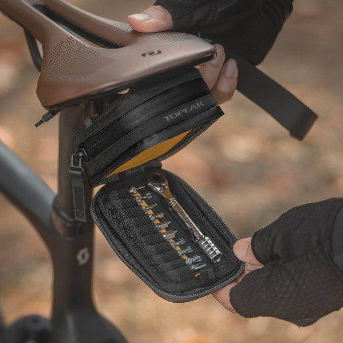 Satteltasche TOPEAK ELEMENTA GEARBAG Mit Werkzeug Schwarz