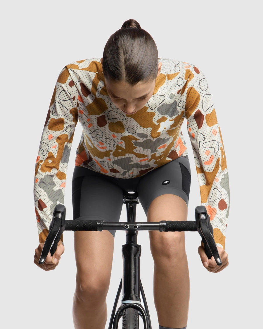 Langarmtrikot ASSOS TACTICA T5 MUD FLAGE Camo