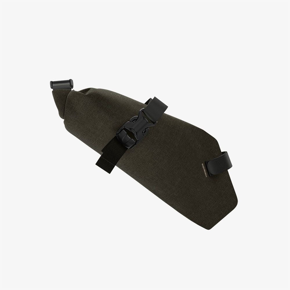 Satteltasche BROOKS SCAPE ROLL 1L Schwarz