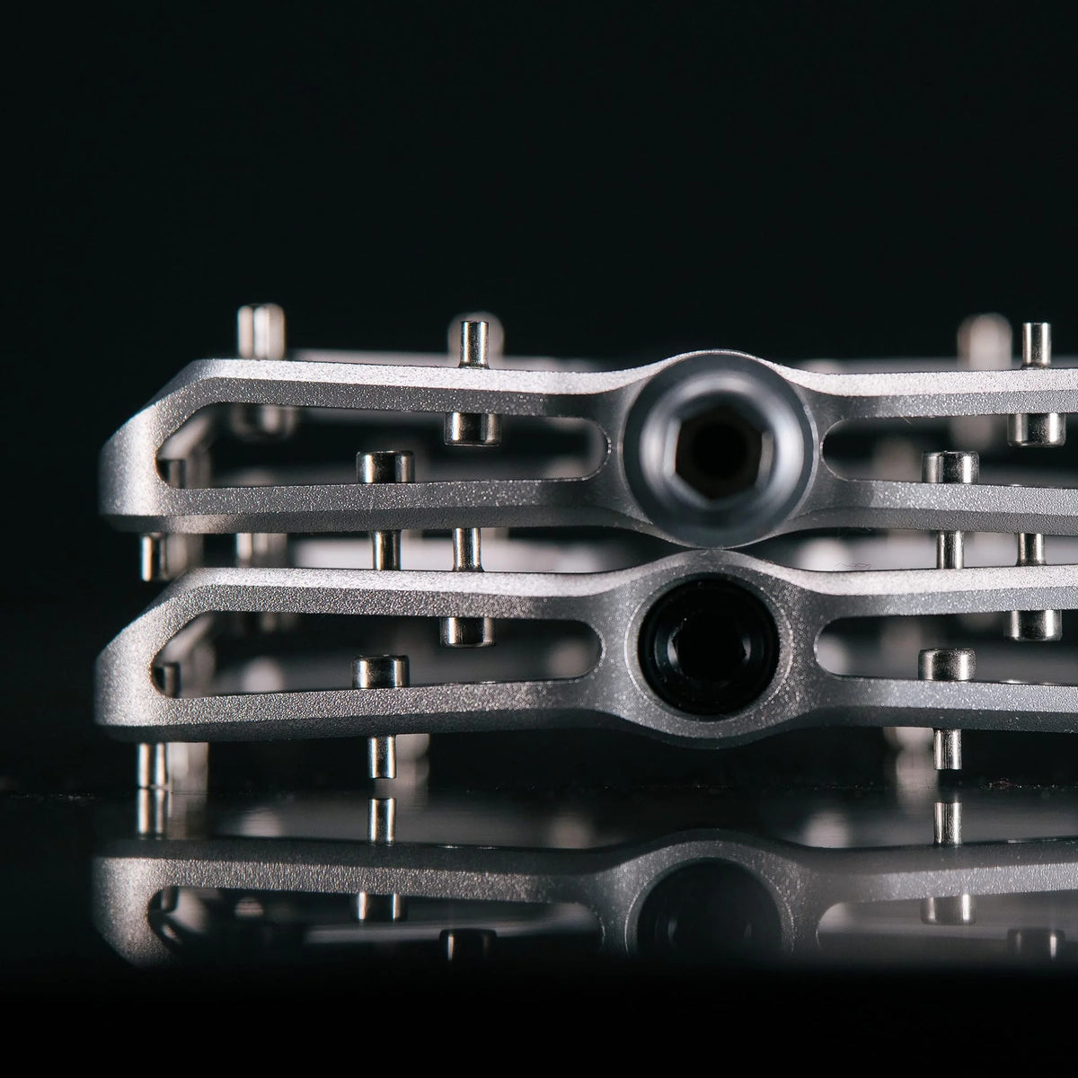 Plattformpedale WOLF TOOTH WAVEFORM PERFORMANCE Silber