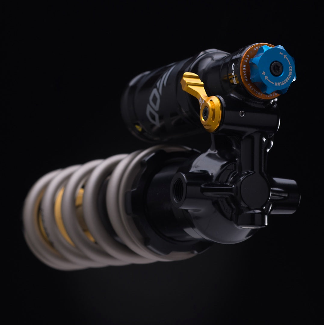 Dämpfer FORMULA MOD YOKE Coil Trunnion